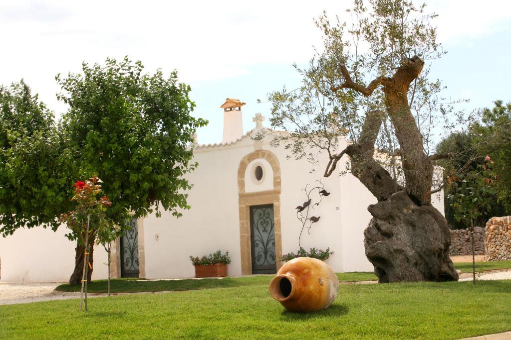 Masseria Quis Ut Deus Crispiano 外观 照片